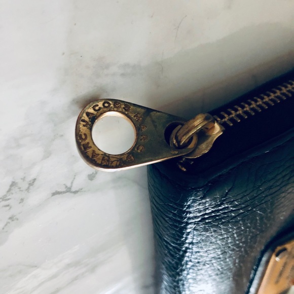 Marc By Marc Jacobs Zip Wallet - Picture 5 of 6